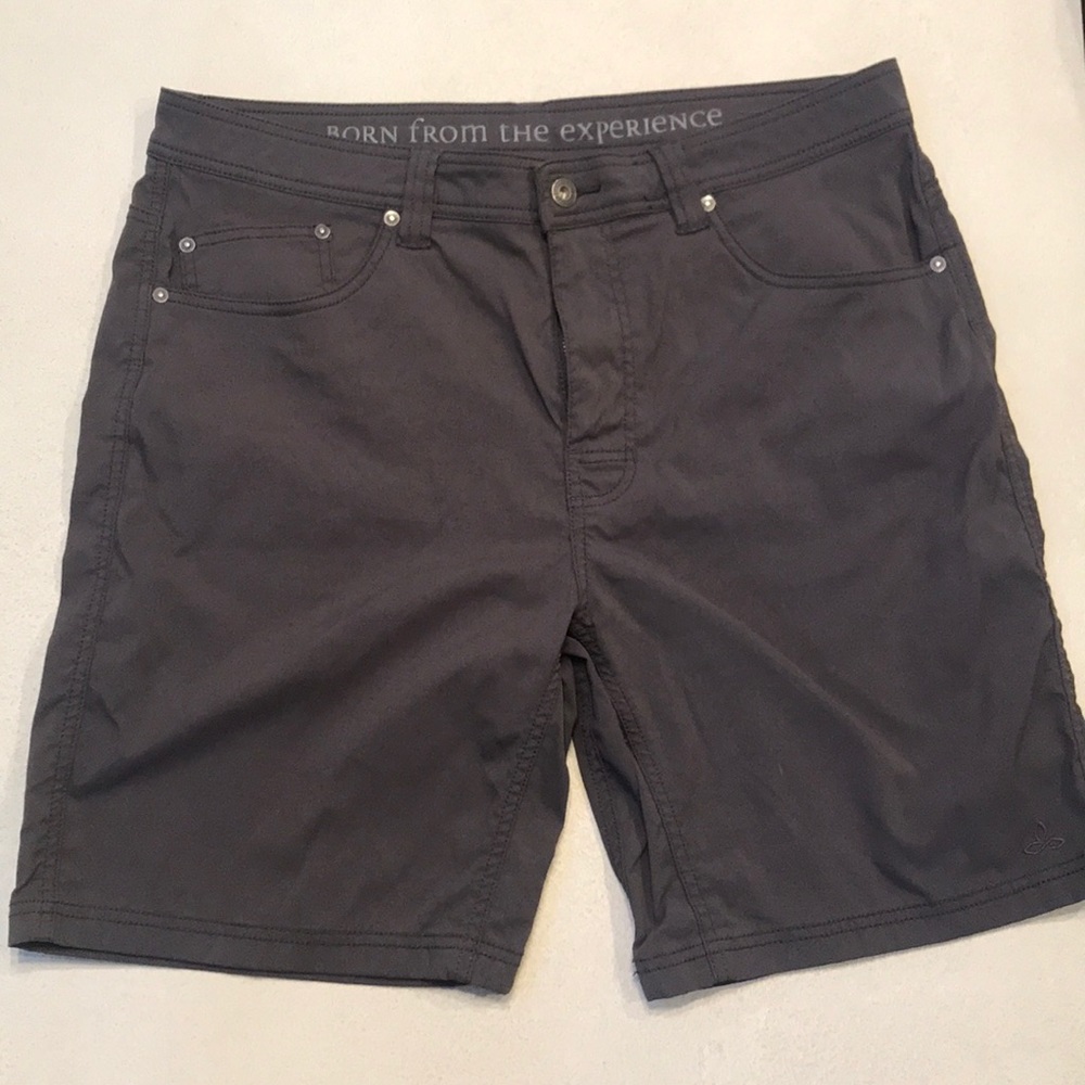 Prana Gray Hiking Shorts. Large. Brion